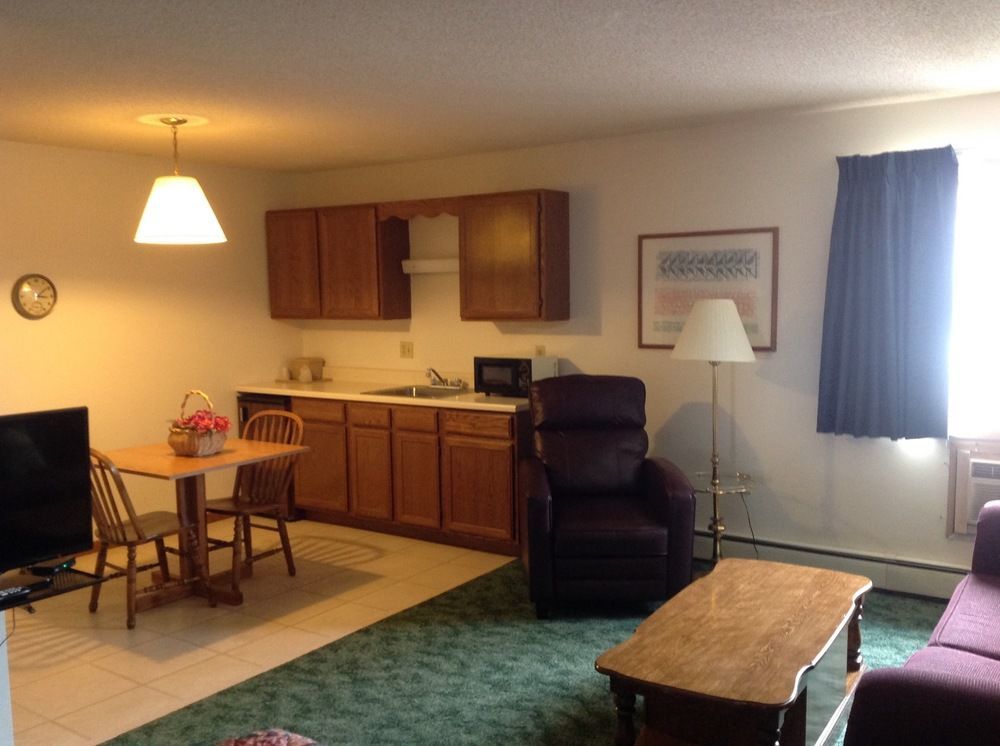 Value Host Motor Inn Marquette Exterior foto
